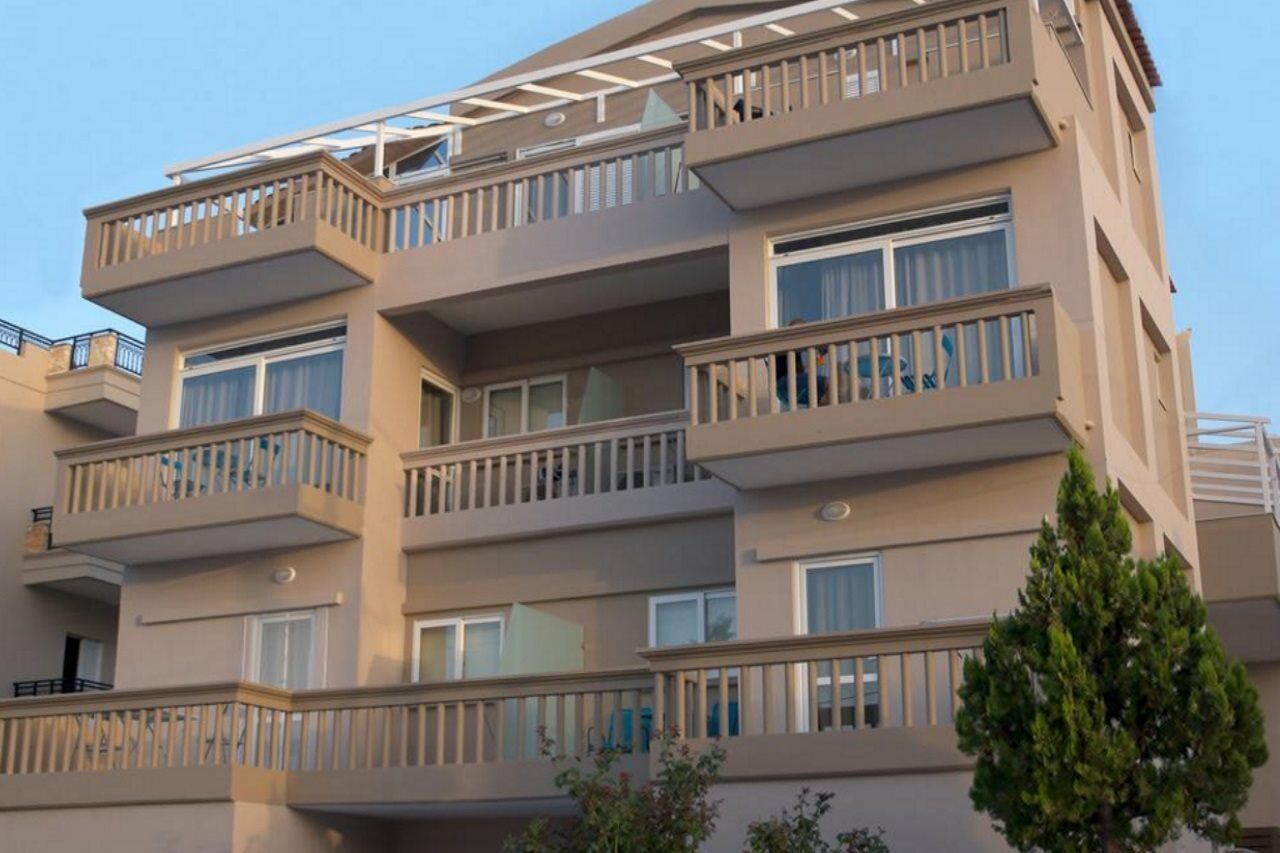 Pantheon Aparthotel Hriszí Aktí Haniá Kültér fotó